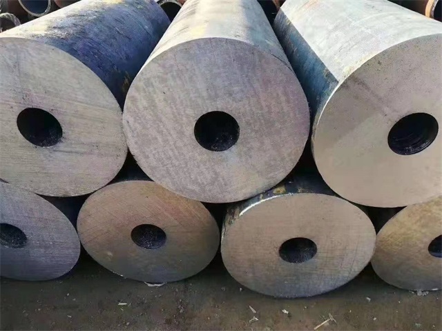 衡水厚壁热轧无缝钢管