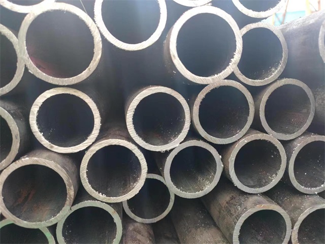 衡水10#结构用无缝钢管