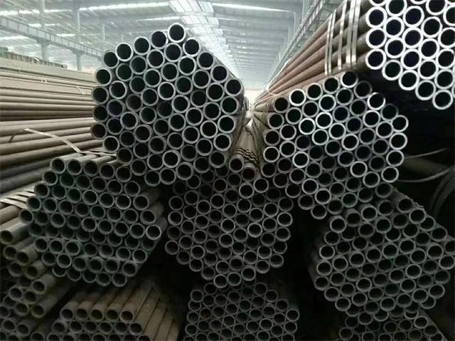 衡水20#石油裂化用无缝钢管